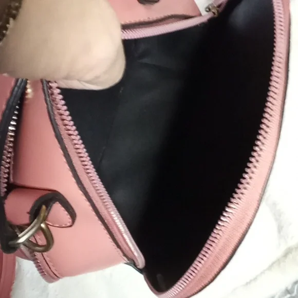 NY GORGEOUS ELEGANET PINK DESIGNER HAND BAG WITH STRAP! EUCWW - Picture 11 of 12